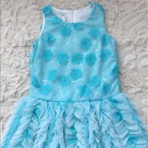 Beautiful Isobella & Chloe Dress